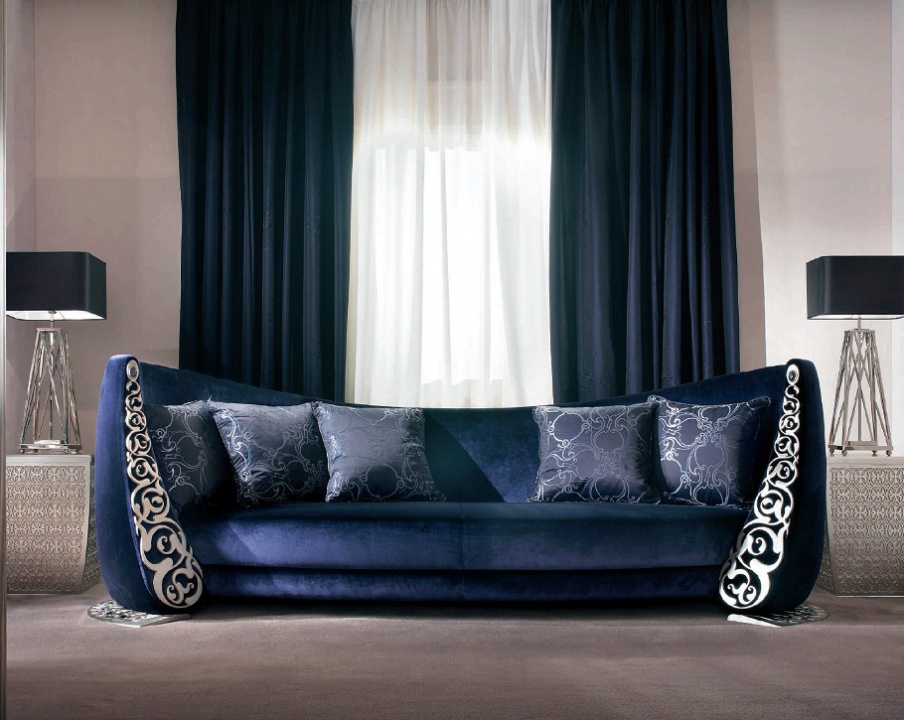 Sofa made of solid wood with carved metal decor Saraya , Elledue