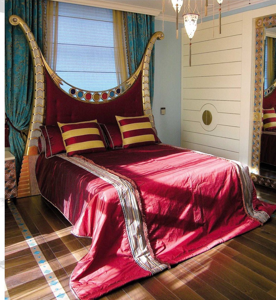 Bed double made of solid wood, Elledue