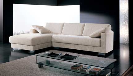 The sofa is modular, Essepi