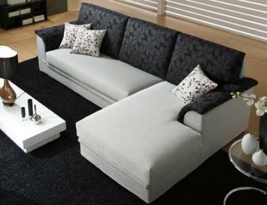 The sofa is modular, Essepi