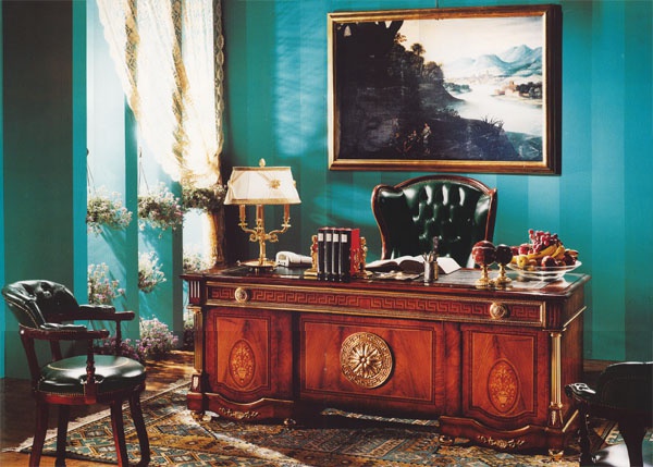 Table with hand-carved, Gasperini