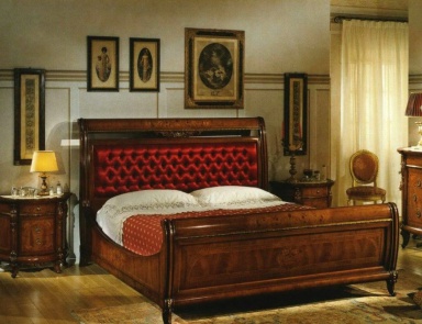 Double bed with headboard in the shape of a sled, Gasperini