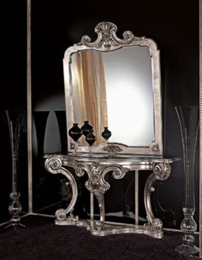 The Console By Minotti Luigi & Benigno