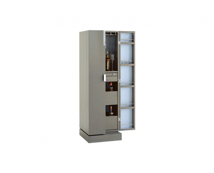 Bar Cabinet Solitaire, Selva