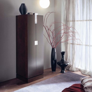 Bar Cabinet Solitaire