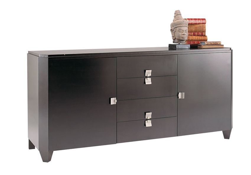 Chest Downtown, Selva