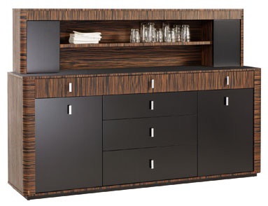 Shelf Vogue, Selva