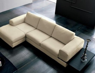 The Rivoli Sofa, Gurian 