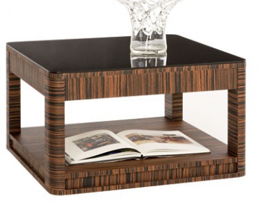 Vogue coffee table, Selva