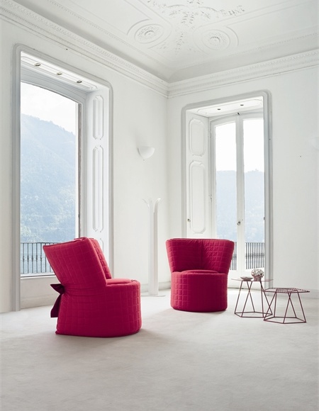 A chair with a rounded seat, Tutumu - Bonaldo