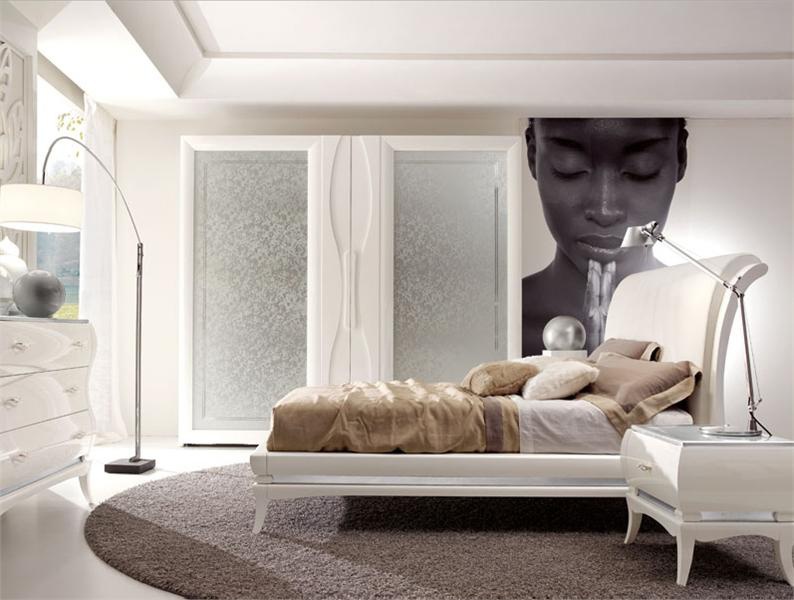 Double bed with high headboard, Grilli