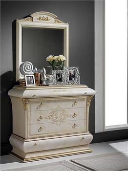 The Verona chest of drawers comoda blanca, Vicente Zaragoza
