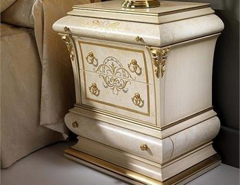 The Verona Nightstand, Vicente Zaragoza