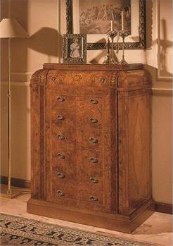A chest of drawers comoda alta Viena, Vicente Zaragoza