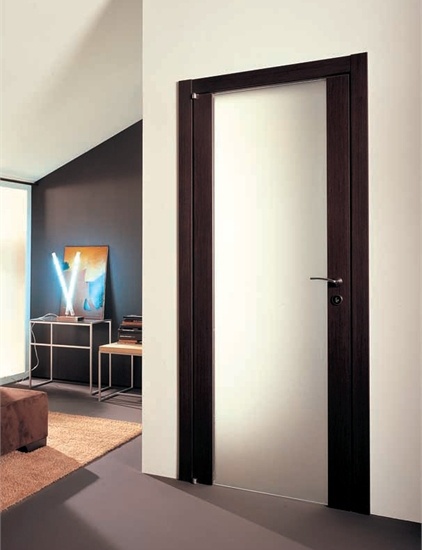 Polis Door, Tre P & Tre Piu