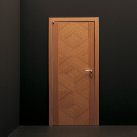 Polis Door, Tre P & Tre Piu