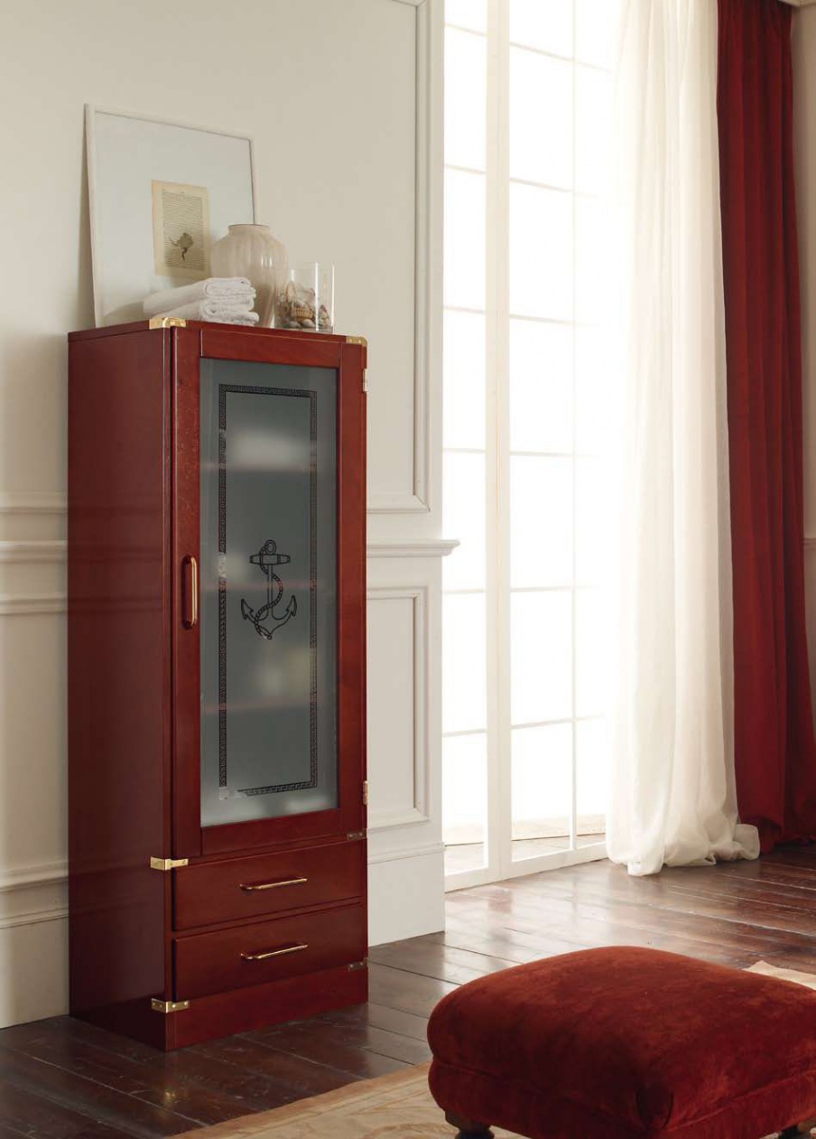 Showcase made of wood, La Vecchia Marina