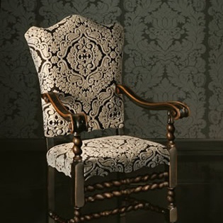 The Sofia chair capotavola