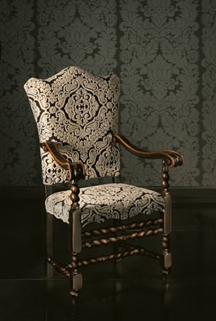 The chair capotavola Sofia, Tiemme