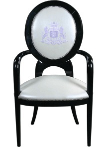 Chair in leather upholstery, Camerin