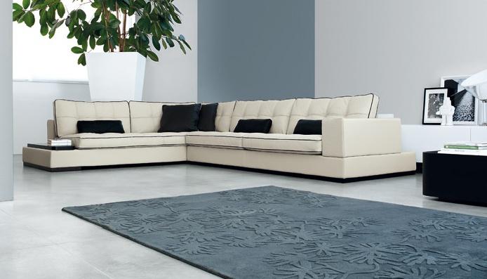 Corner sofa on low legs, Contempo
