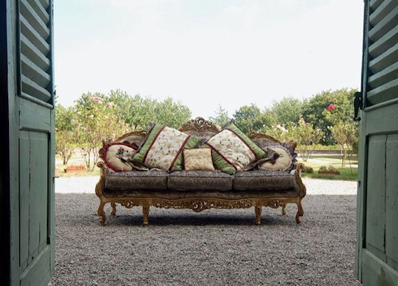 Three seater sofa with shaped back, Boiserie Italia