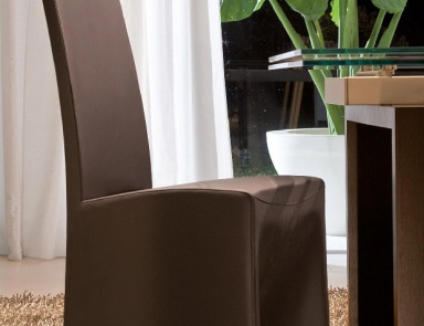 Chair with high back, Tonin casa