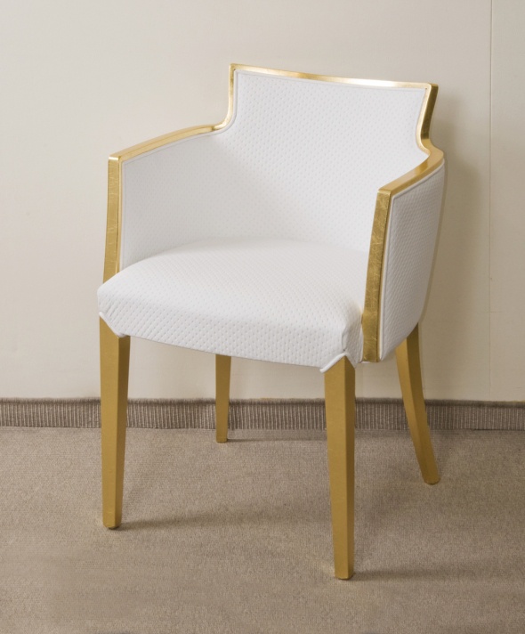 Chair on high legs, Wama