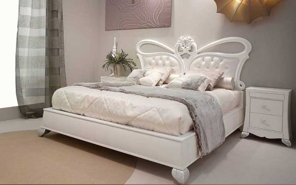 Double bed with shaped headboard, Valderamobili