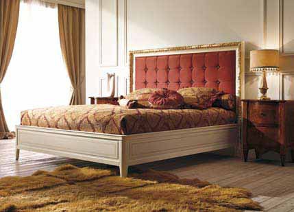 Double bed with high headboard, Valderamobili