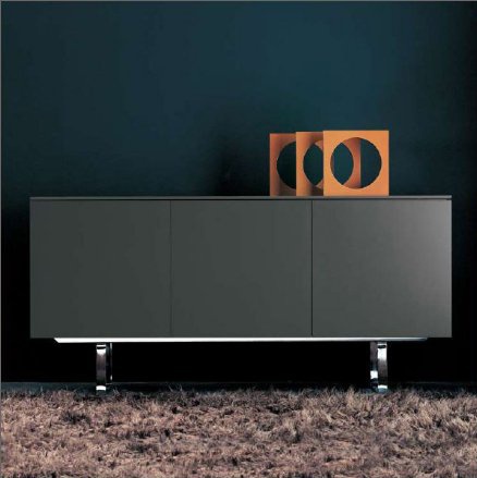 Dresser with metal legs, Varaschin