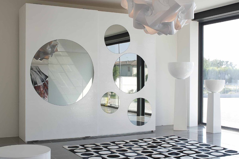 Wardrobe with sliding doors, Nido - Voltan