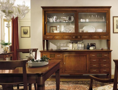 Showcase with glass facade, Zilio 