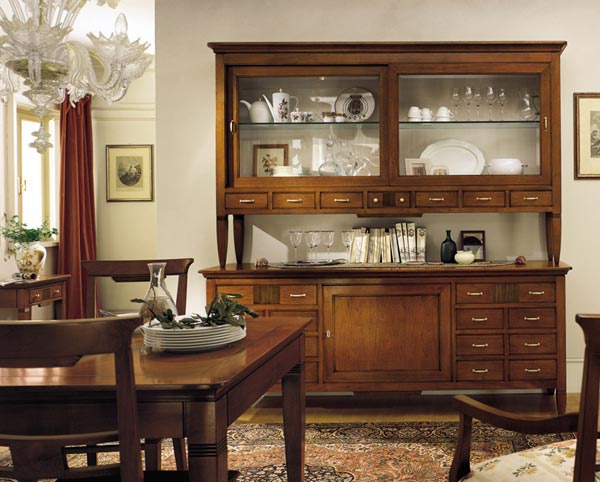 Showcase with glass facade, Zilio 