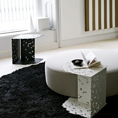 Digitable coffee table