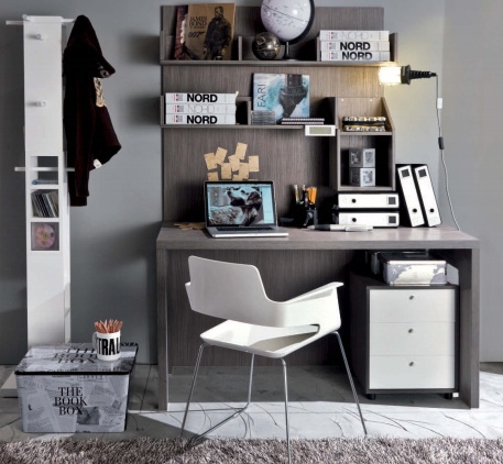 Desk, Di Liddo & Perego