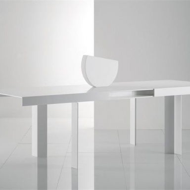 Dining table Axlon