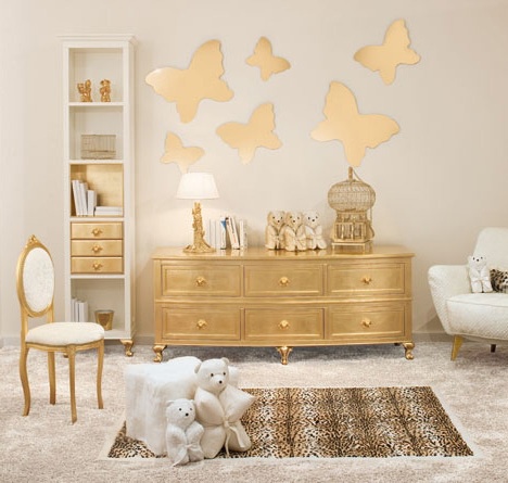 A chest of drawers for the nursery, Halley