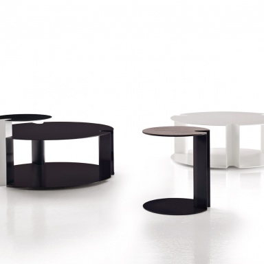 Nix coffee table