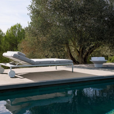 A Chaise Longue Springtime