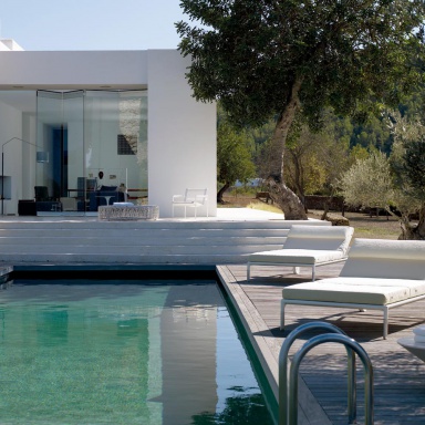 A Chaise Longue Springtime