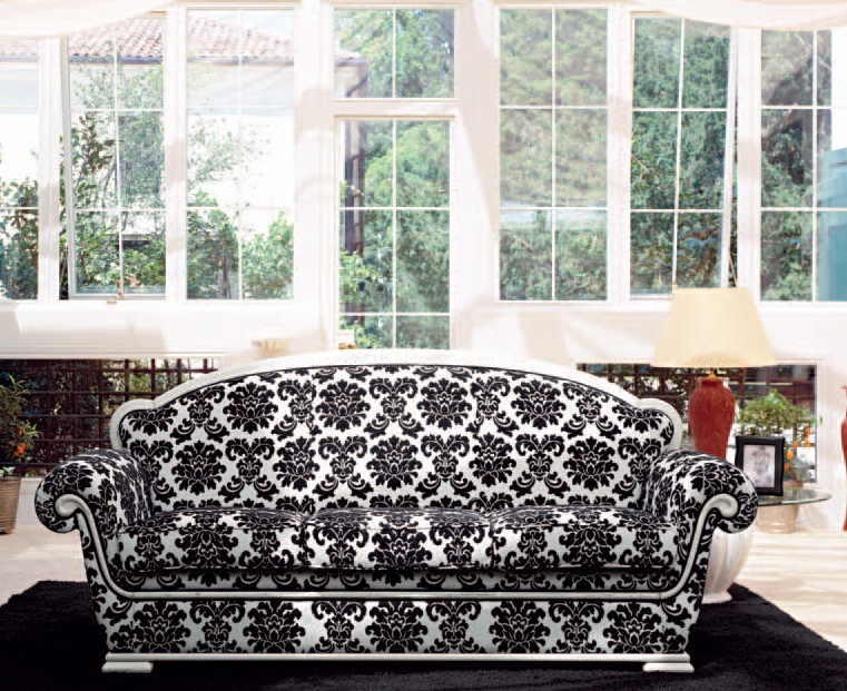 Three seater sofa low lying Tonin casa