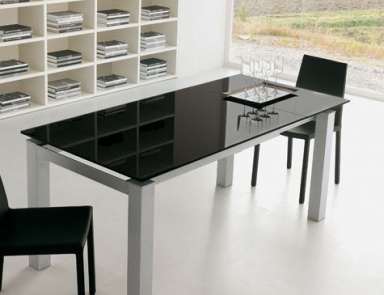 Dining table with metal legs, Tonin casa