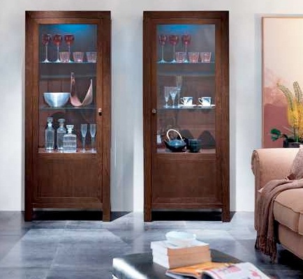 Showcase single leaf on a frame of solid oak Jamila, Bamax