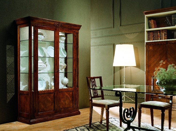 Showcase double on a frame of solid cherry and beech Leonardo, Bamax