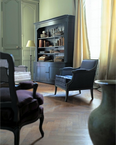 Chair with armrests, Manoir Roche Bobois