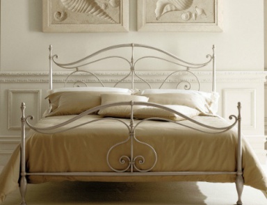 Double bed, Giusti Portos