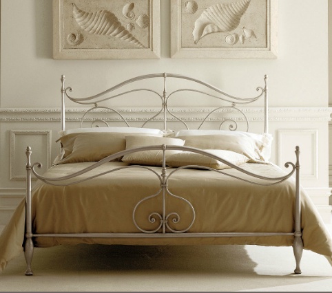 Double bed, Giusti Portos