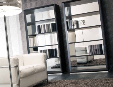 Showcase made of solid wood, Pacini & Cappellini