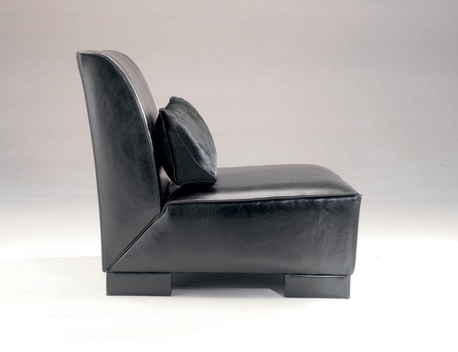 A chair on a frame of beech Mistral, Ulivi